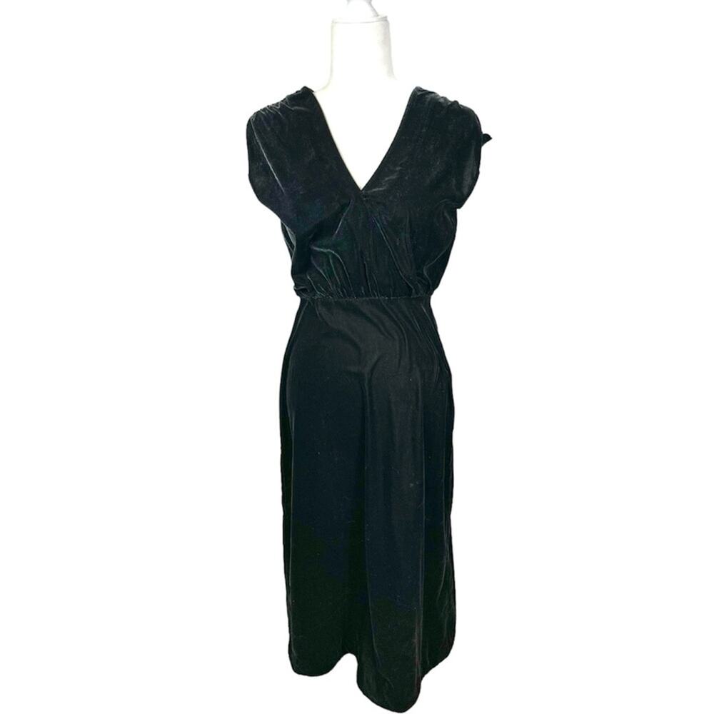 & Other Stories Velvet Midi Dress Size 4 Surplice Neckline Black Witchy